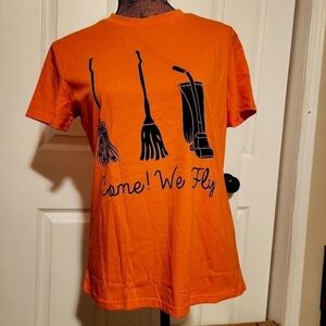 NEW Hocus Pocus "Come!  We Fly!" Halloween Witch T-Shirt Orange Black Graphic